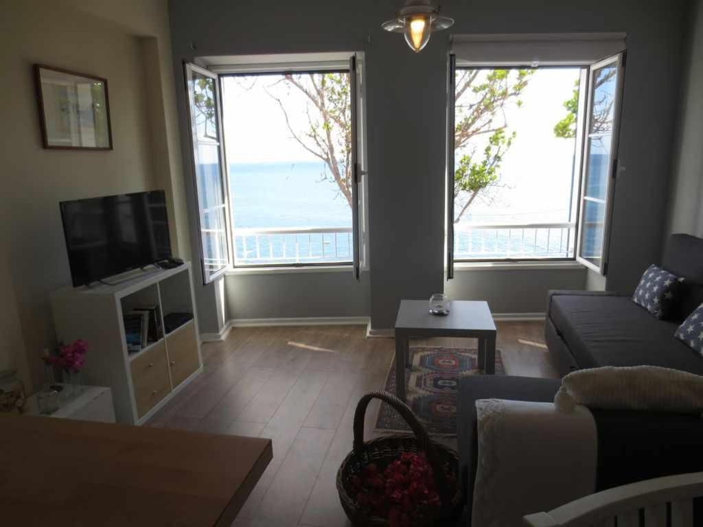 Apartment Barreirinha II Near Old Town With Nice Ocean Views Funchal (Madeira)